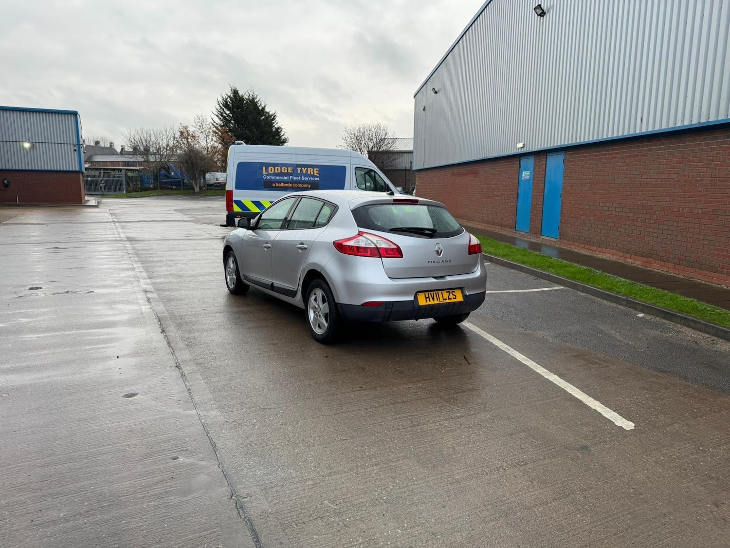 Used Renault Megane 2011 for sale - 76824861: Photo 5
