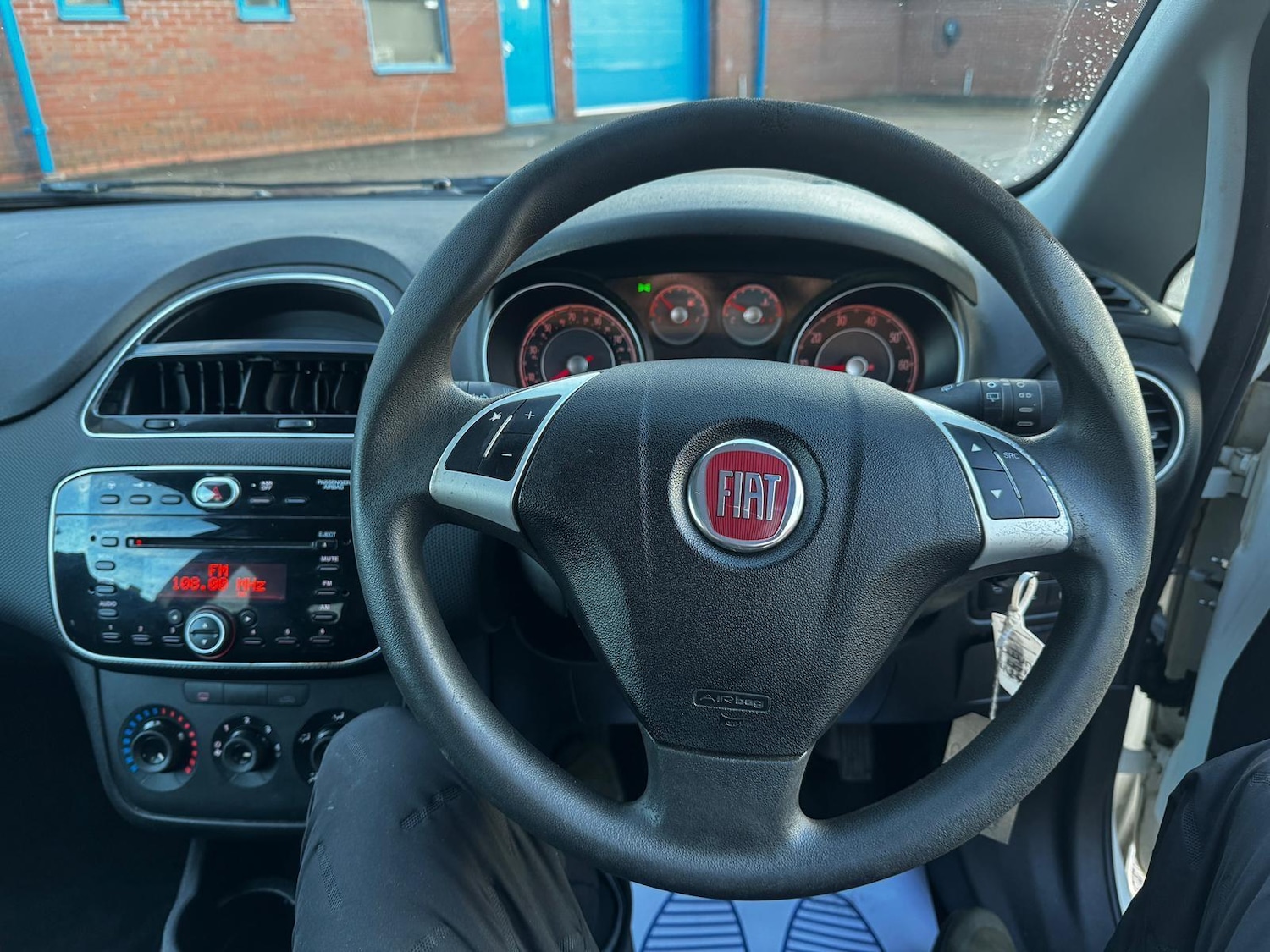 Used Fiat Punto 2014 for sale - 77237866: Photo 15