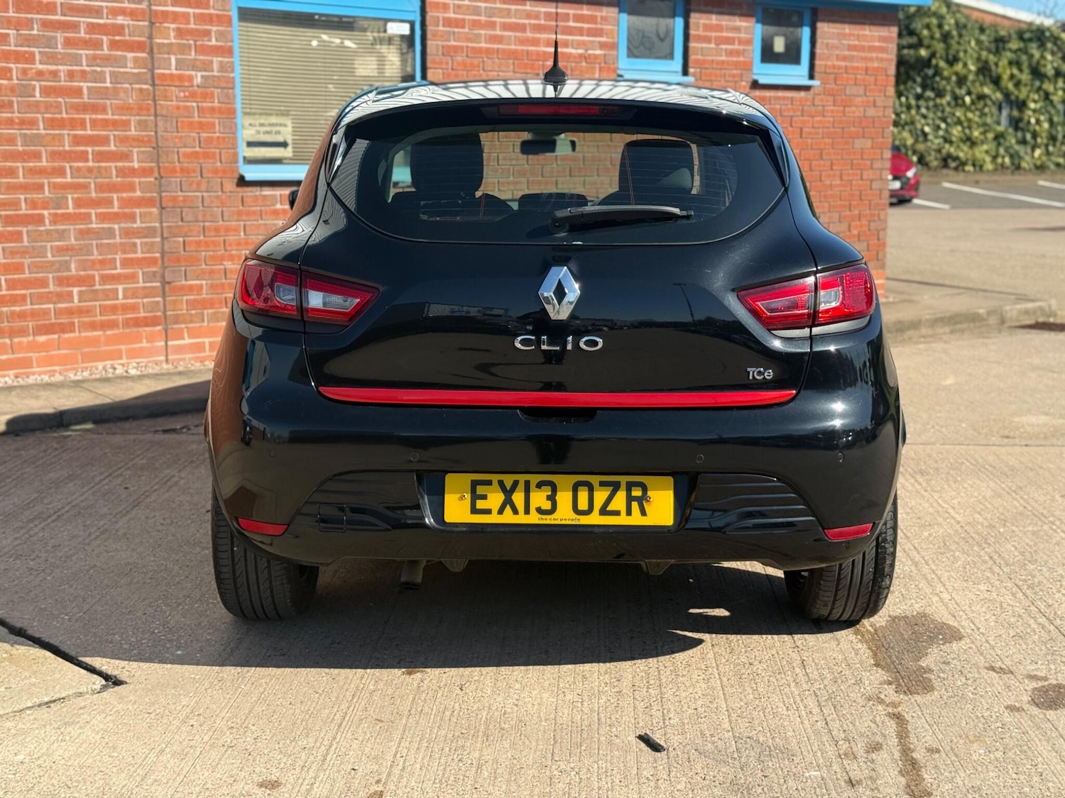 Used Renault Clio 2013 for sale - 77940039: Photo 12