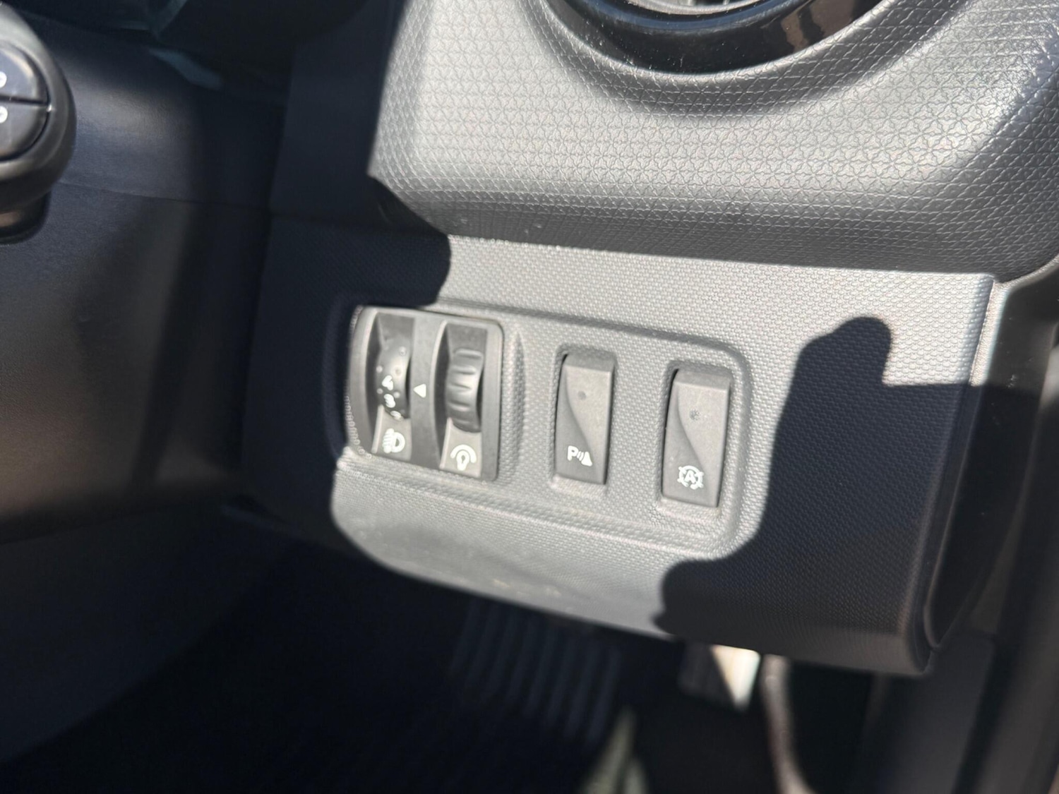 Used Renault Clio 2013 for sale - 77940039: Photo 25