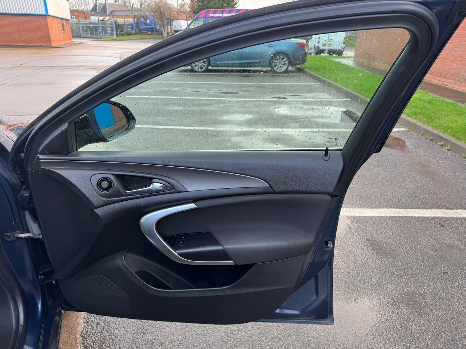 Used Vauxhall Insignia 2011 for sale - 76936125: Photo 12