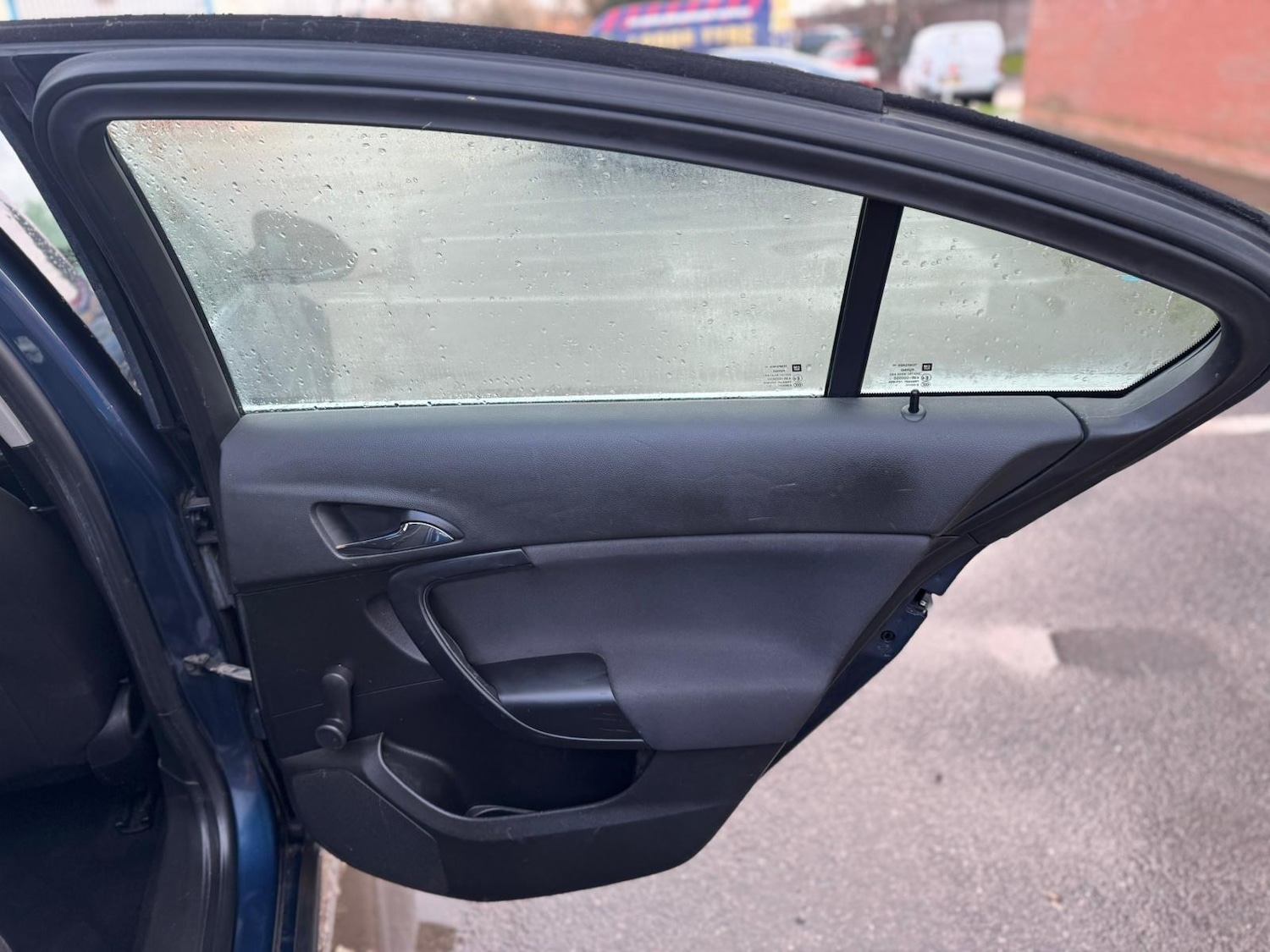 Used Vauxhall Insignia 2011 for sale - 76936125: Photo 14