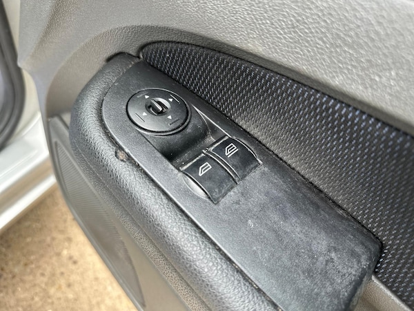 Used Ford Focus 2006 for sale - 73463045: Photo 16