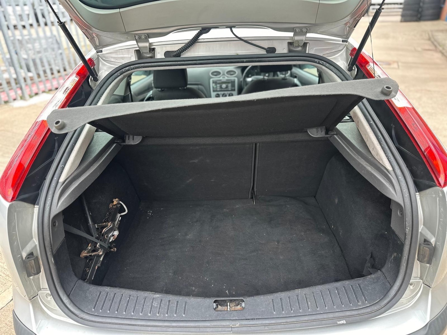 Vehicle 21