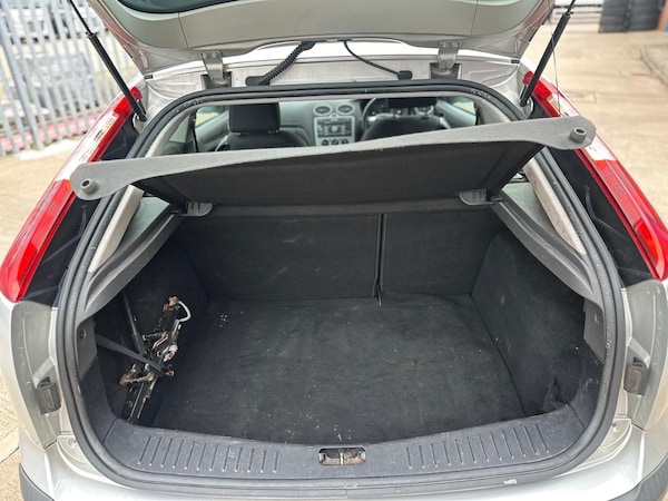 Used Ford Focus 2006 for sale - 73463045: Photo 21
