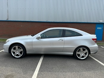 Used Mercedes-Benz CLC 2010 for sale - 75506834: Photo