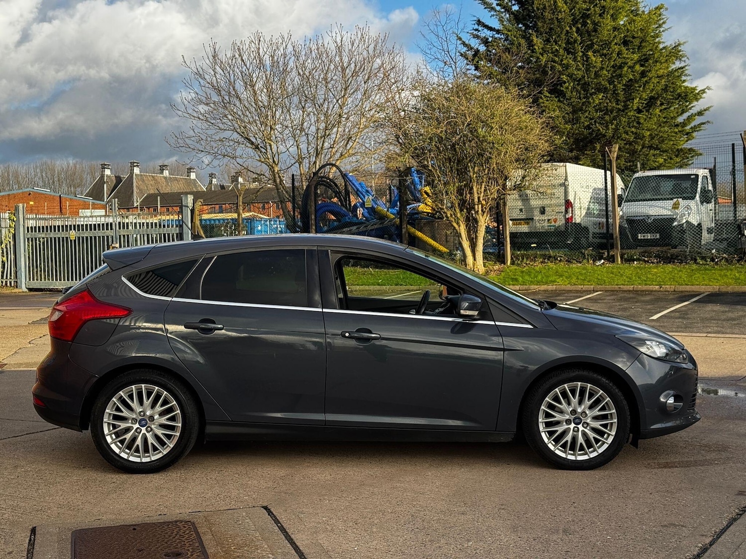 Used Ford Focus 2012 for sale - 78019685: Photo 4