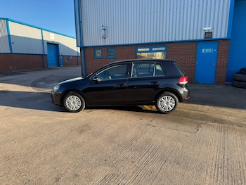 Used Volkswagen Golf 2011 for sale - 76801706: Photo