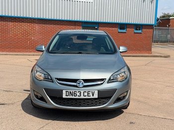 Used Vauxhall Astra 2013 for sale - 79158829: Photo