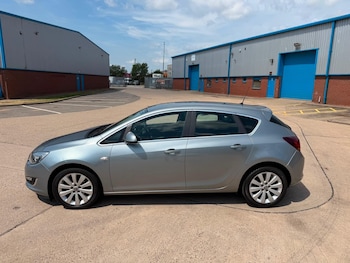 Used Vauxhall Astra 2013 for sale - 79158829: Photo