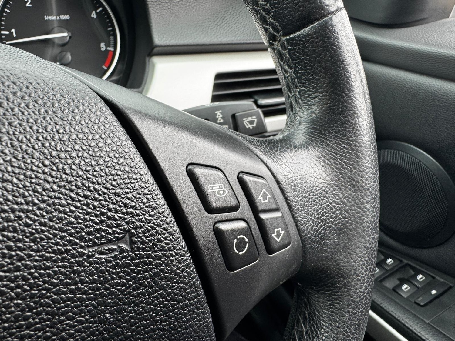 Used BMW 3 Series 2010 for sale - 78101369: Photo 19