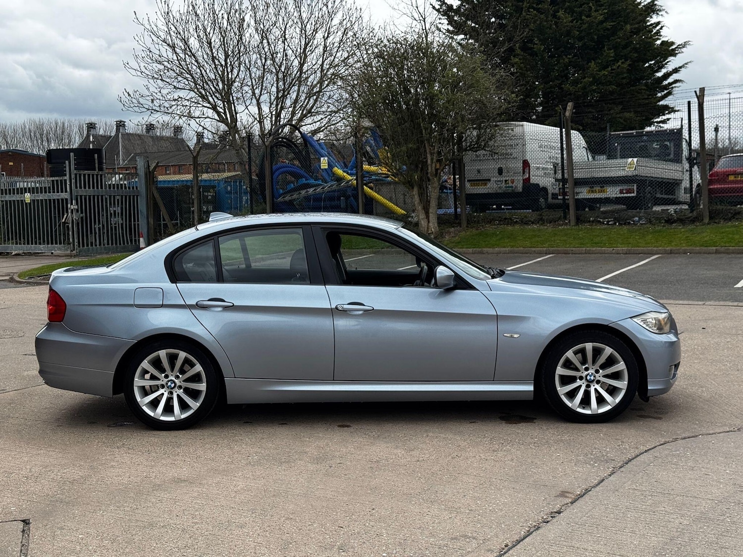 Used BMW 3 Series 2010 for sale - 78101369: Photo 4