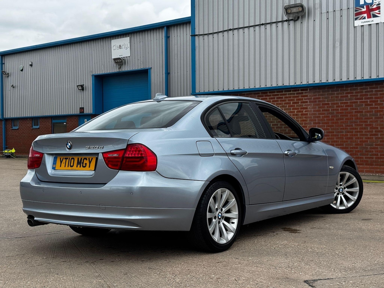 Used BMW 3 Series 2010 for sale - 78101369: Photo 7