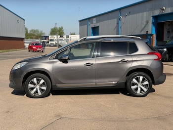 Used Peugeot 2008 2014 for sale - 78461986: Photo