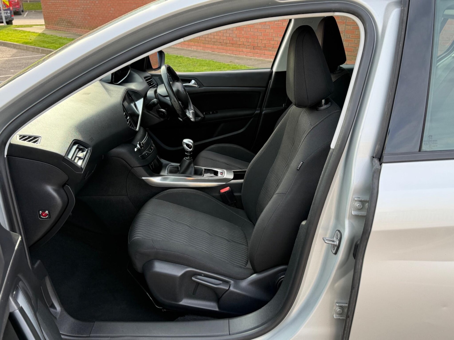 Used Peugeot 308 for sale - 77587149: Photo 39