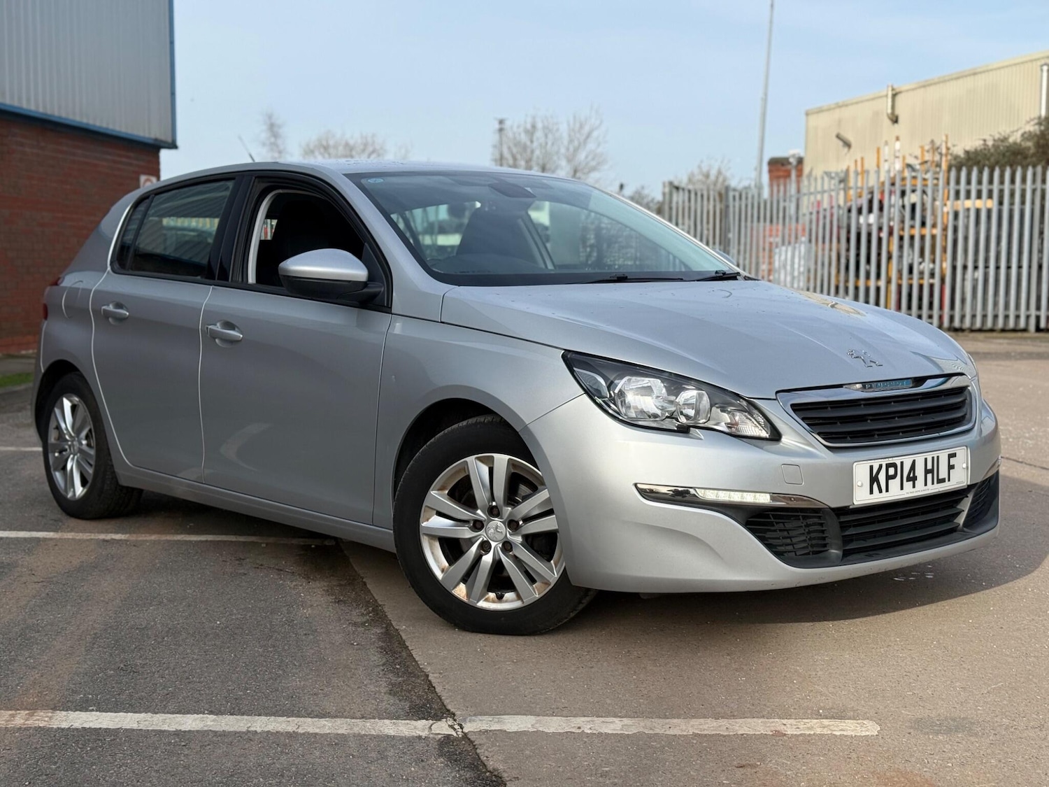 Used Peugeot 308 for sale - 77587149: Photo 5