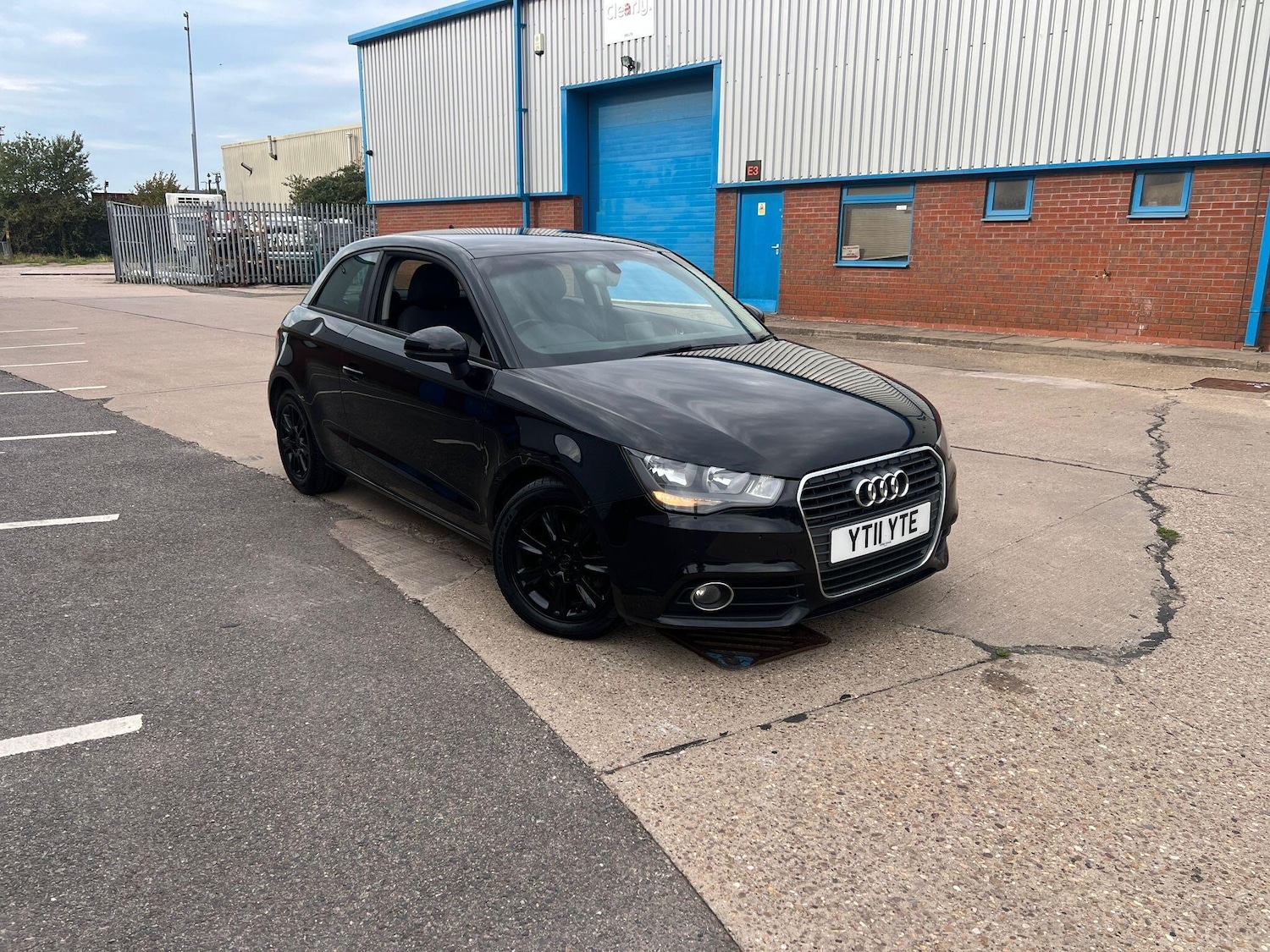 Used Audi A1 2011 for sale - 76152883: Photo 10
