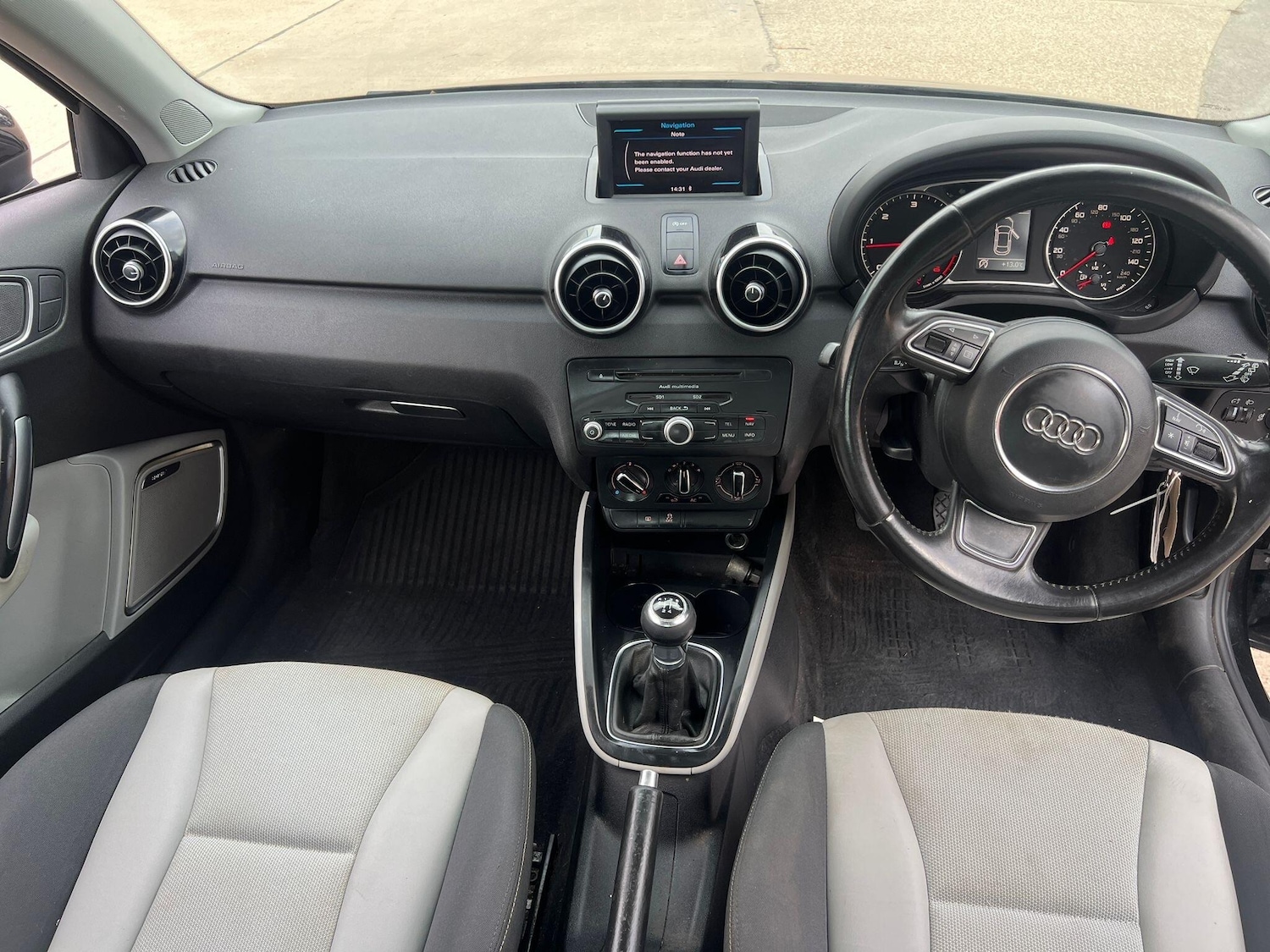 Used Audi A1 2011 for sale - 76152883: Photo 11