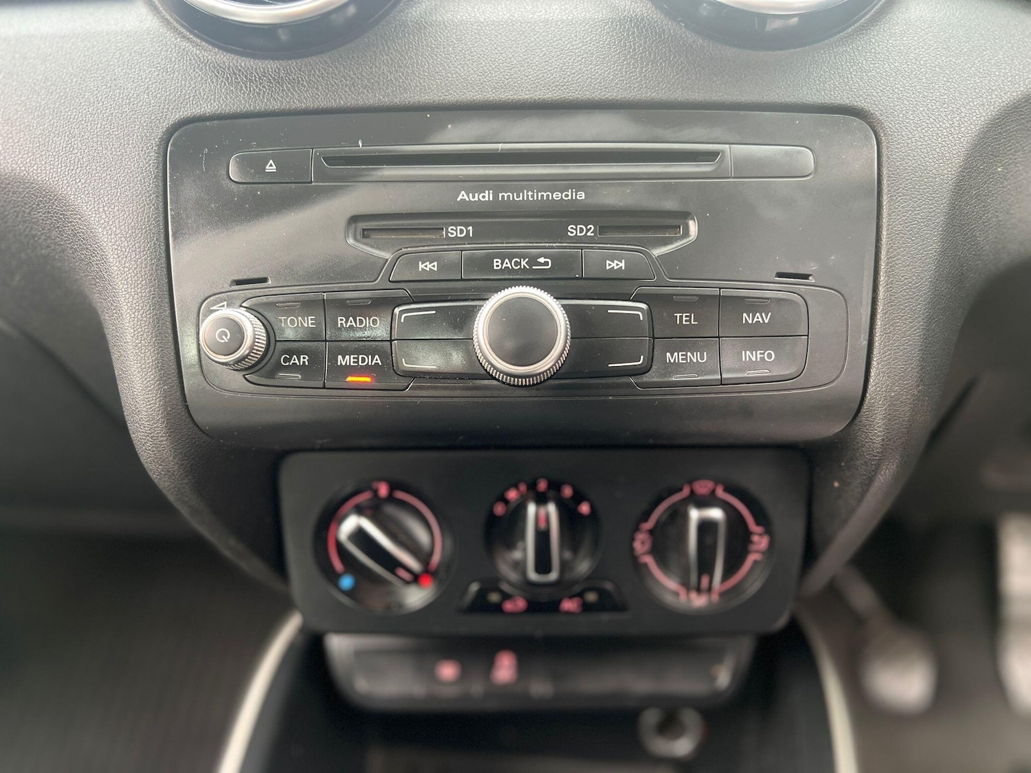 Used Audi A1 2011 for sale - 76152883: Photo 16