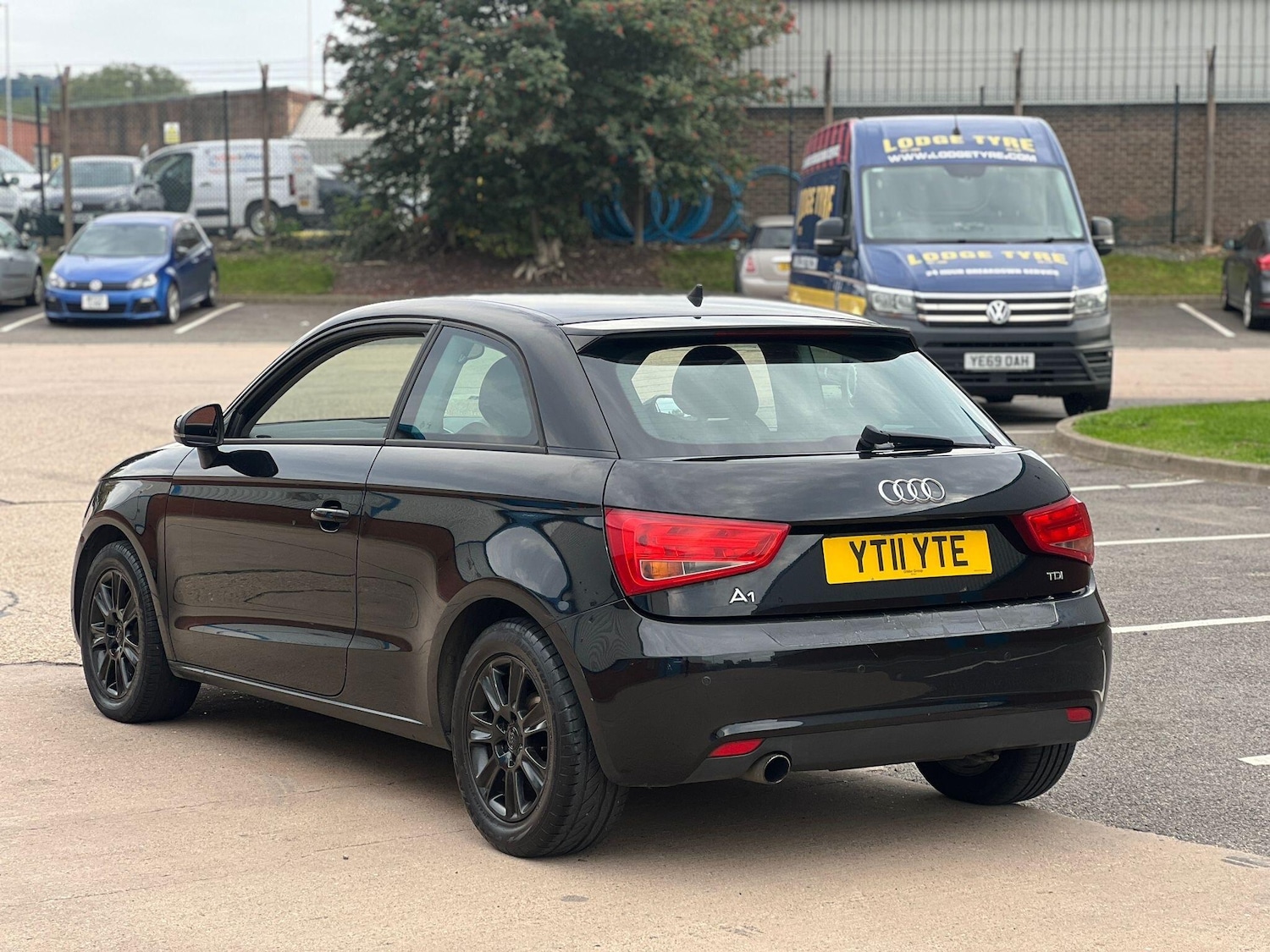 Used Audi A1 2011 for sale - 76152883: Photo 7