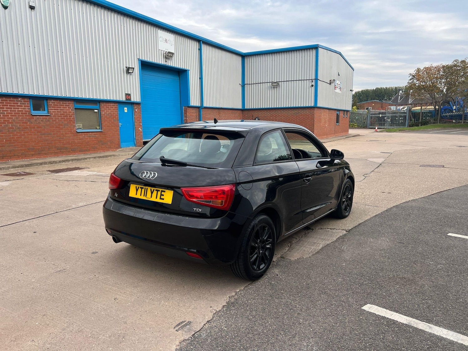 Used Audi A1 2011 for sale - 76152883: Photo 8
