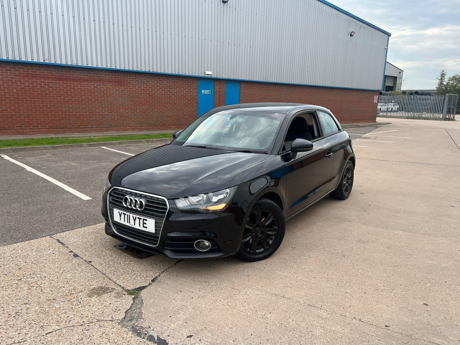 Used Audi A1 2011 for sale - 76152883: Photo 9