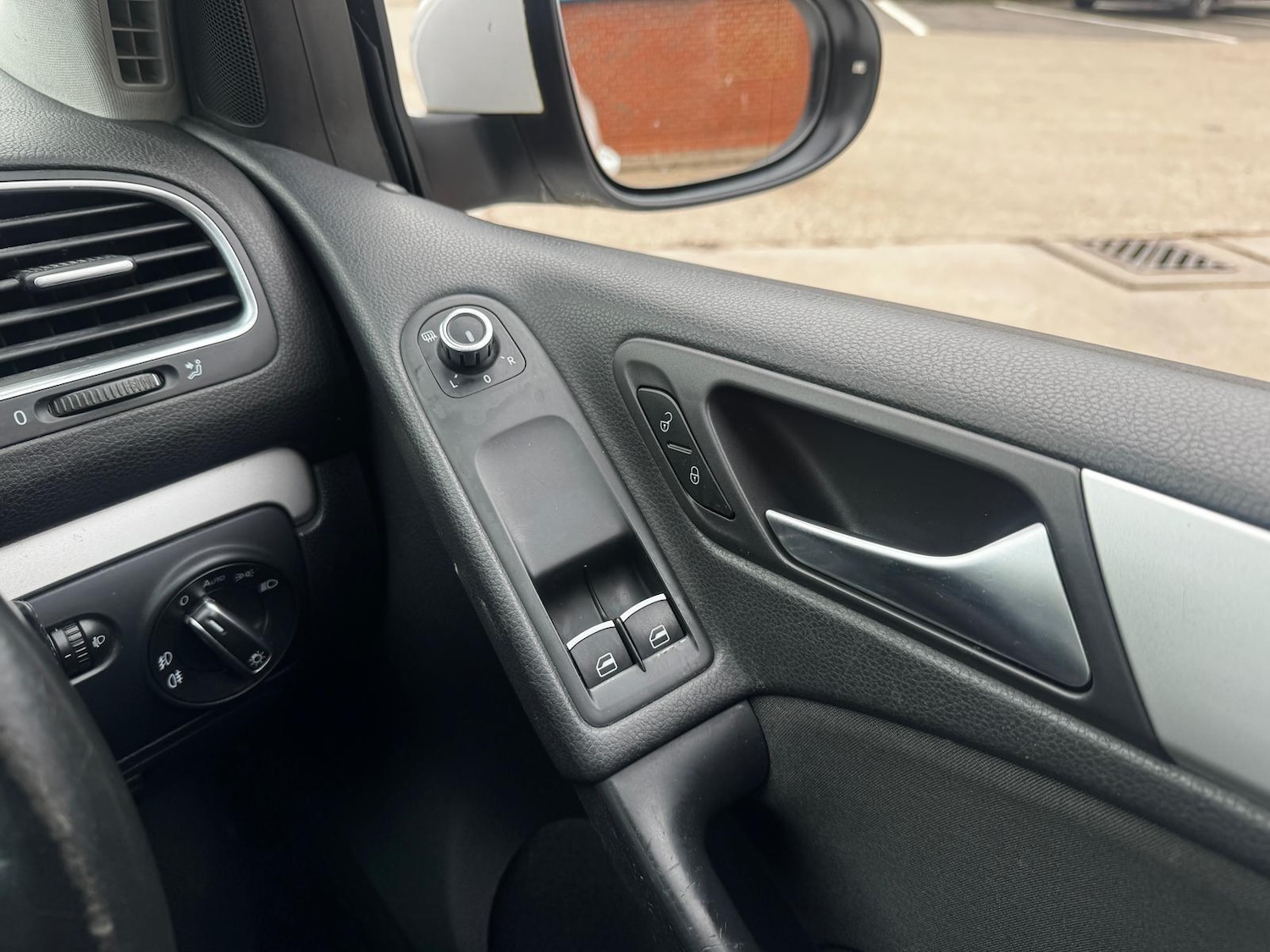 Used Volkswagen Golf 2010 for sale - 78047204: Photo 16