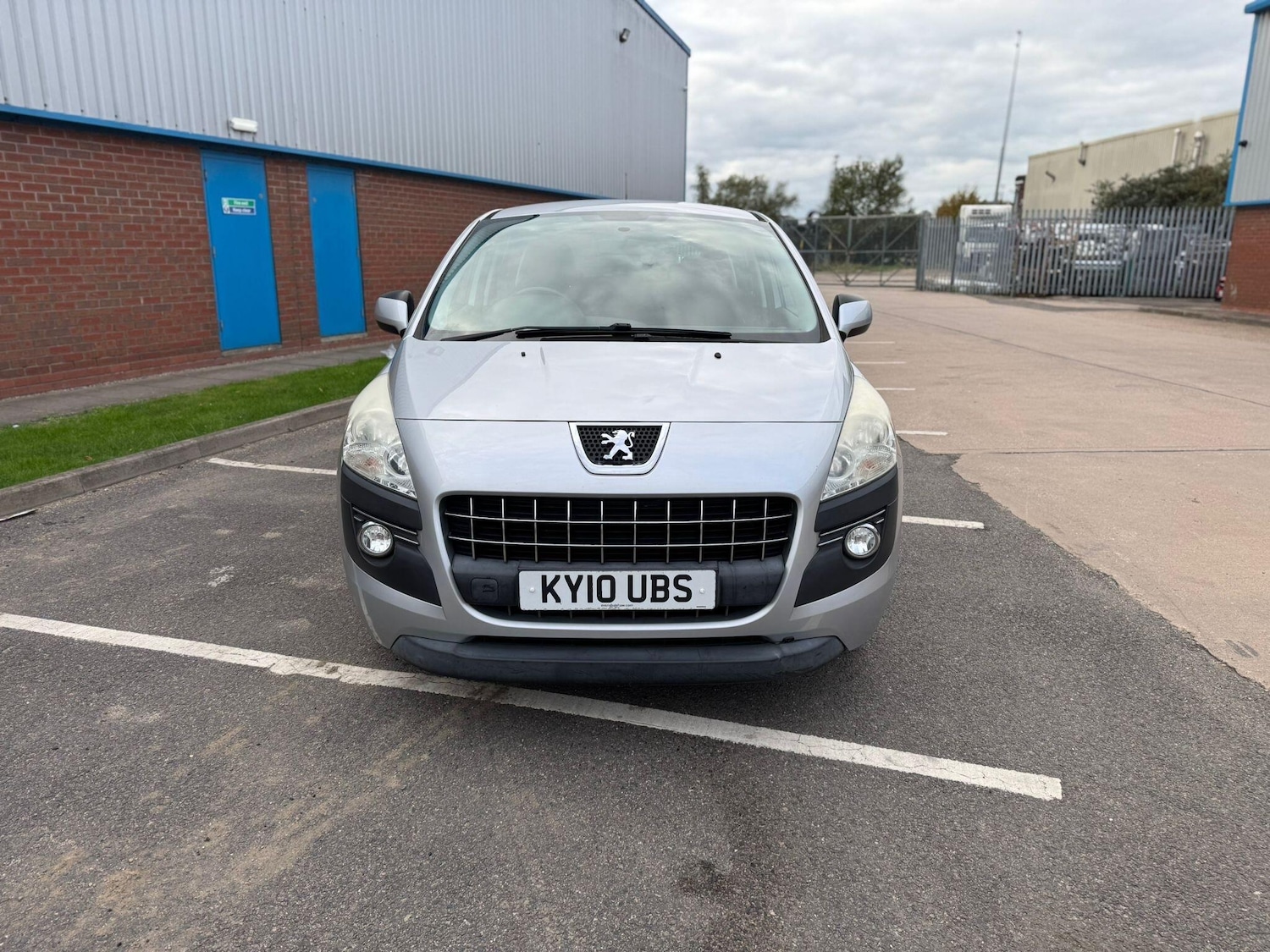 Used Peugeot 3008 2010 for sale - 76349034: Photo 1