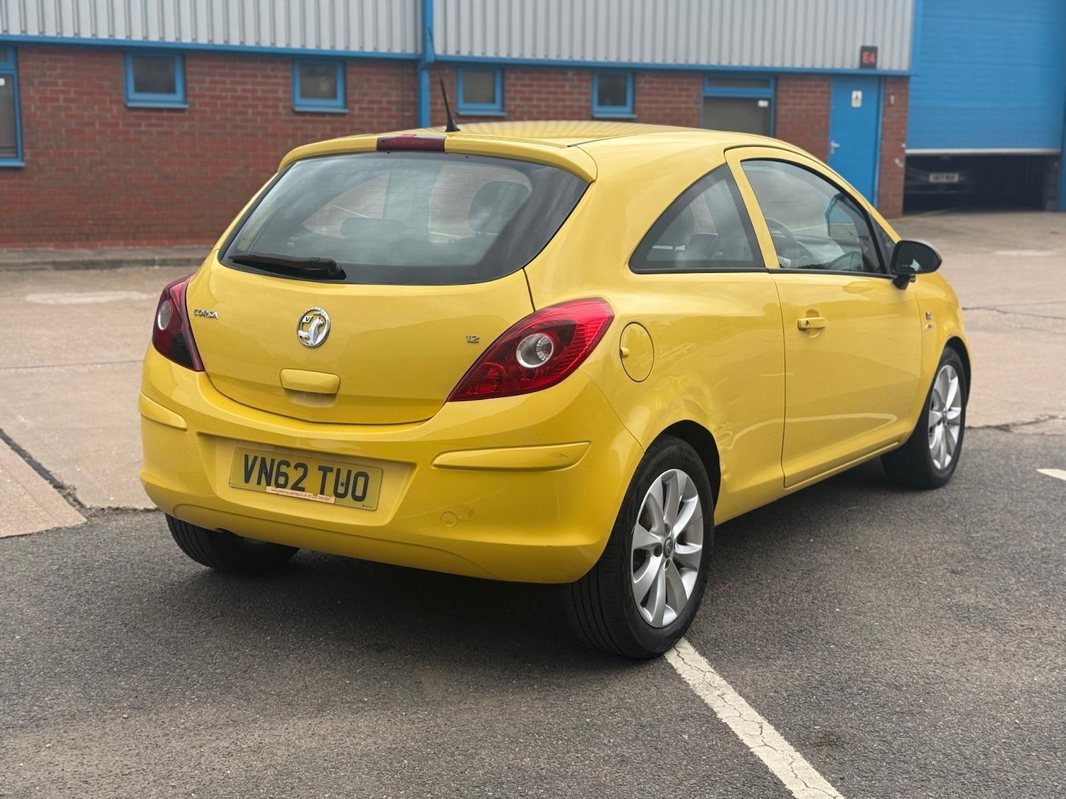 Used Vauxhall Corsa 2012 for sale - 76020766: Photo 5