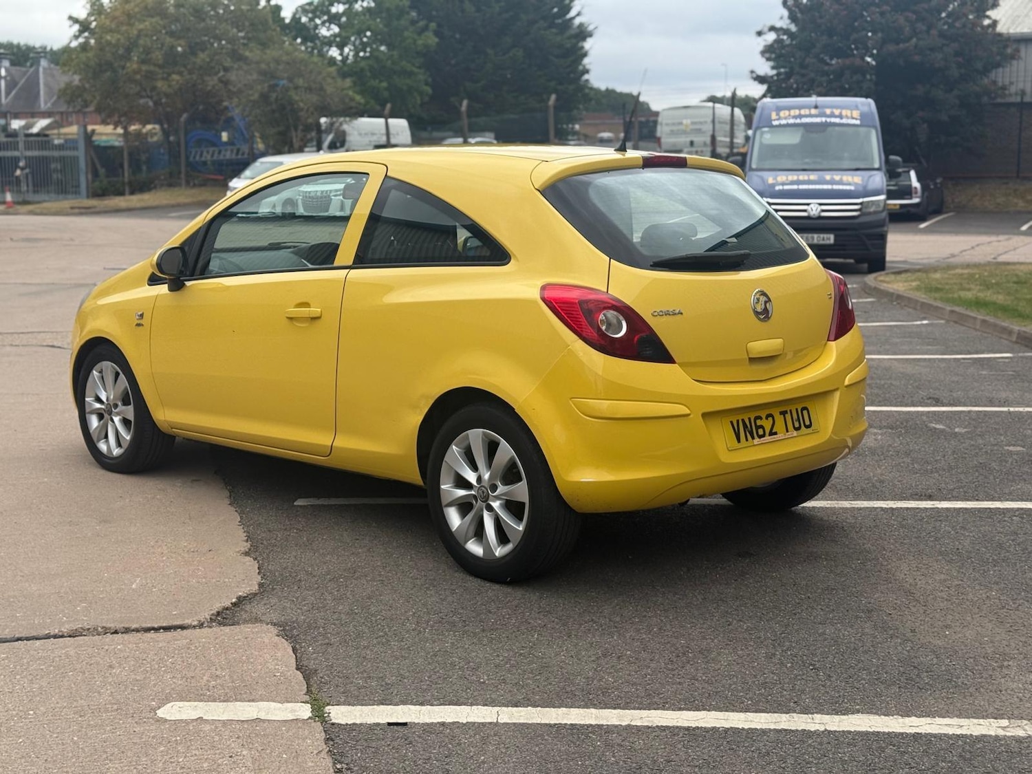 Used Vauxhall Corsa 2012 for sale - 76020766: Photo 9