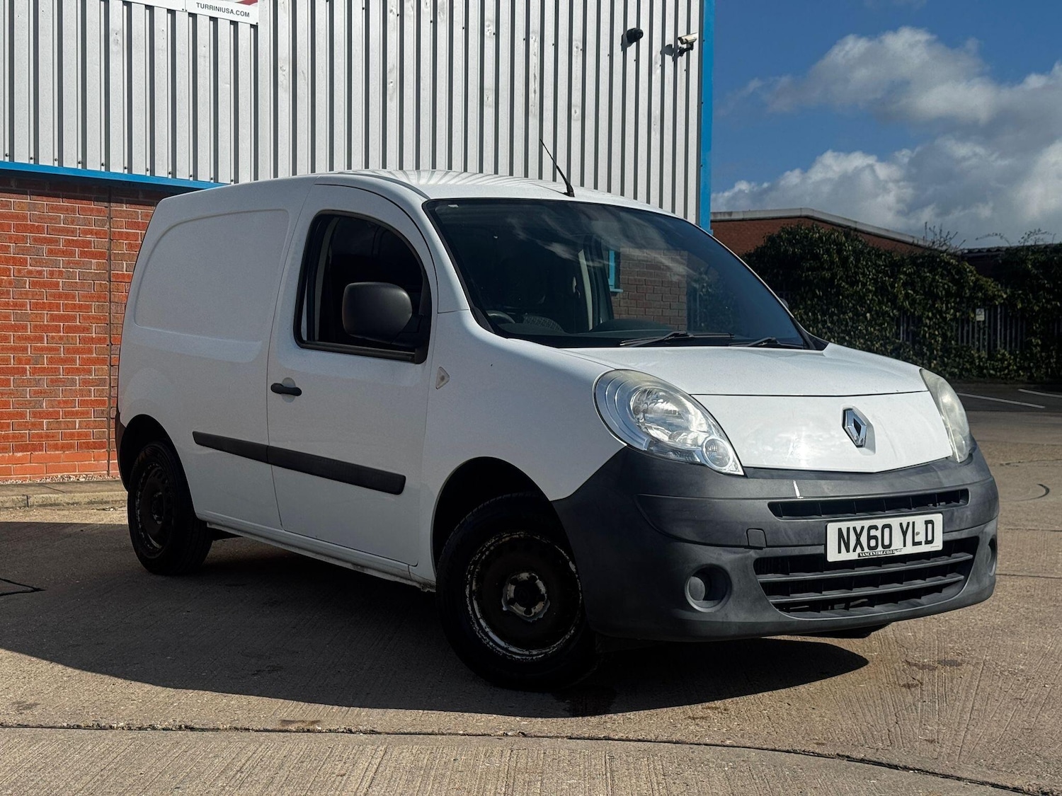 Used Renault Kangoo 2010 for sale - 77892556: Photo 10