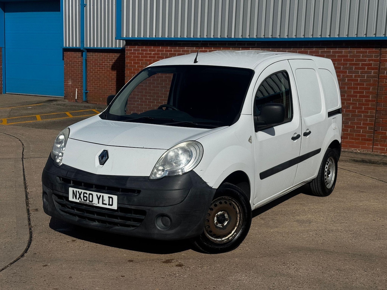 Used Renault Kangoo 2010 for sale - 77892556: Photo 13