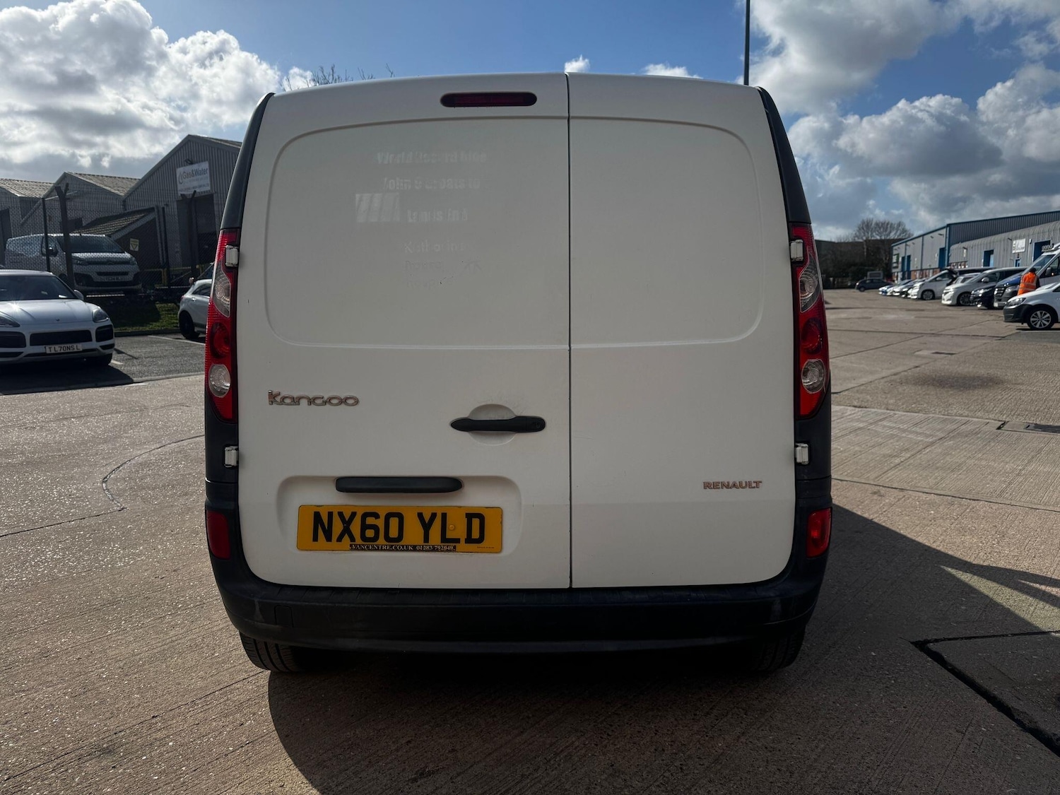 Used Renault Kangoo 2010 for sale - 77892556: Photo 2
