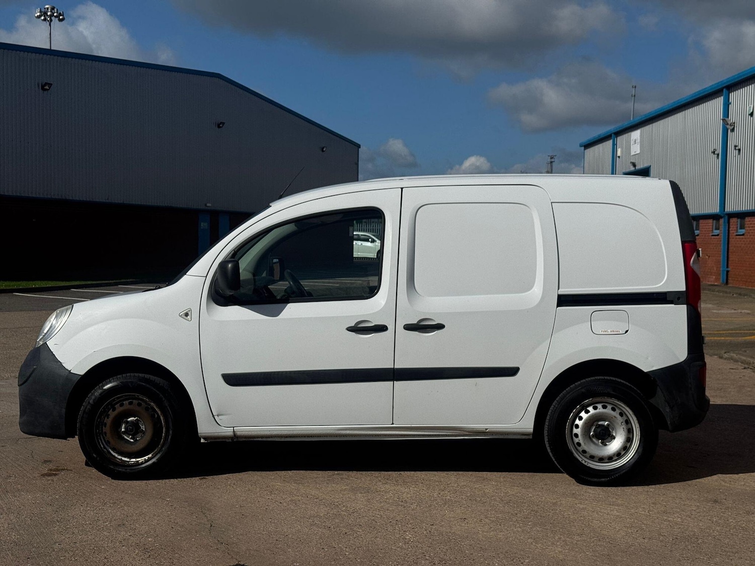 Used Renault Kangoo 2010 for sale - 77892556: Photo 3