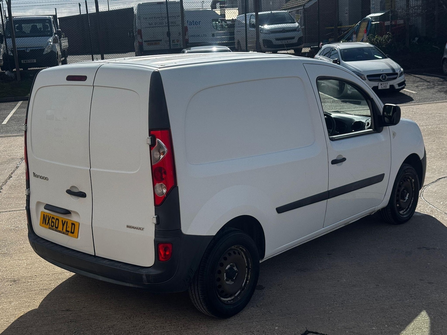 Used Renault Kangoo 2010 for sale - 77892556: Photo 8