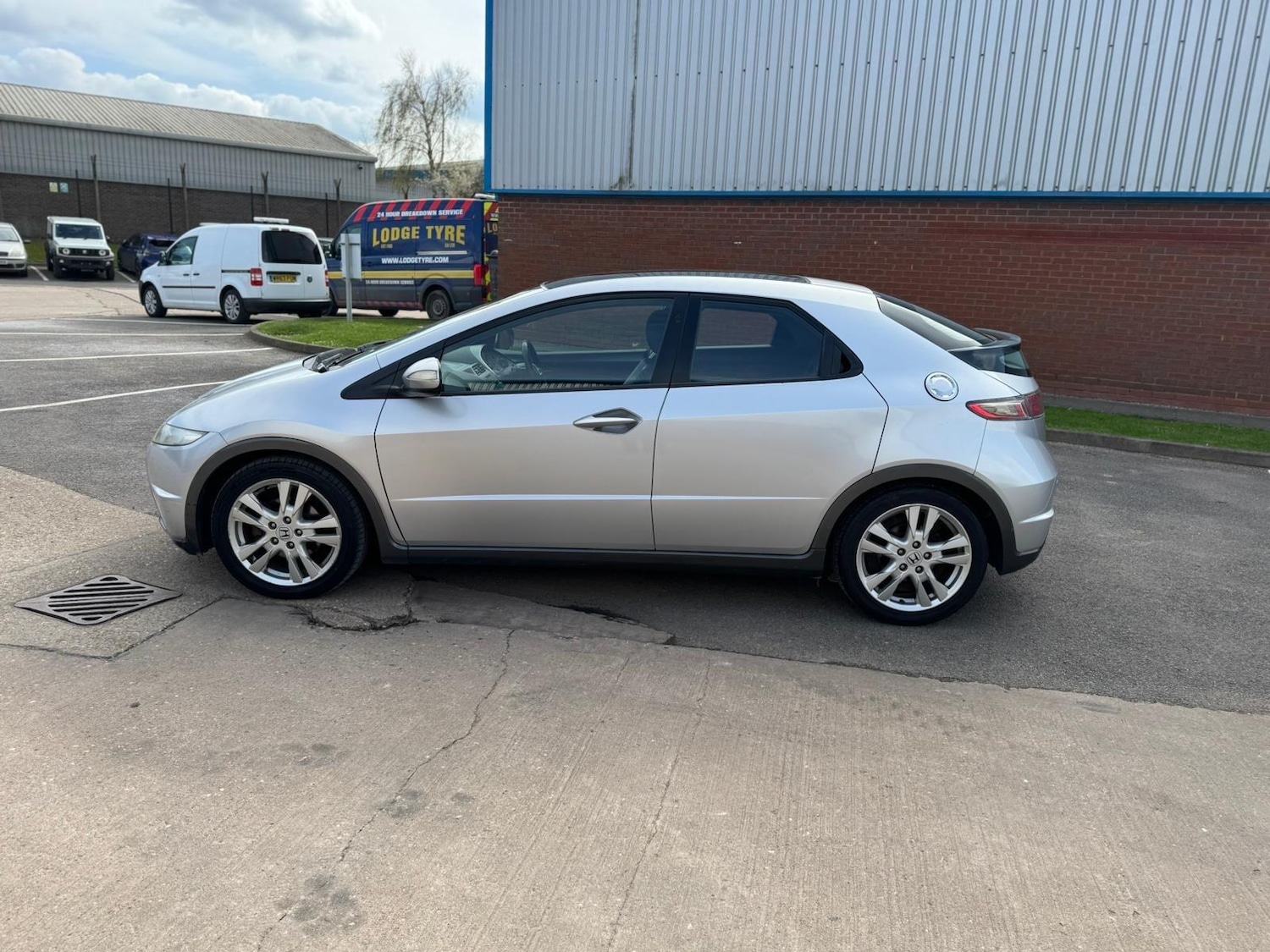 Used Honda Civic 2009 for sale - 78034073: Photo 4