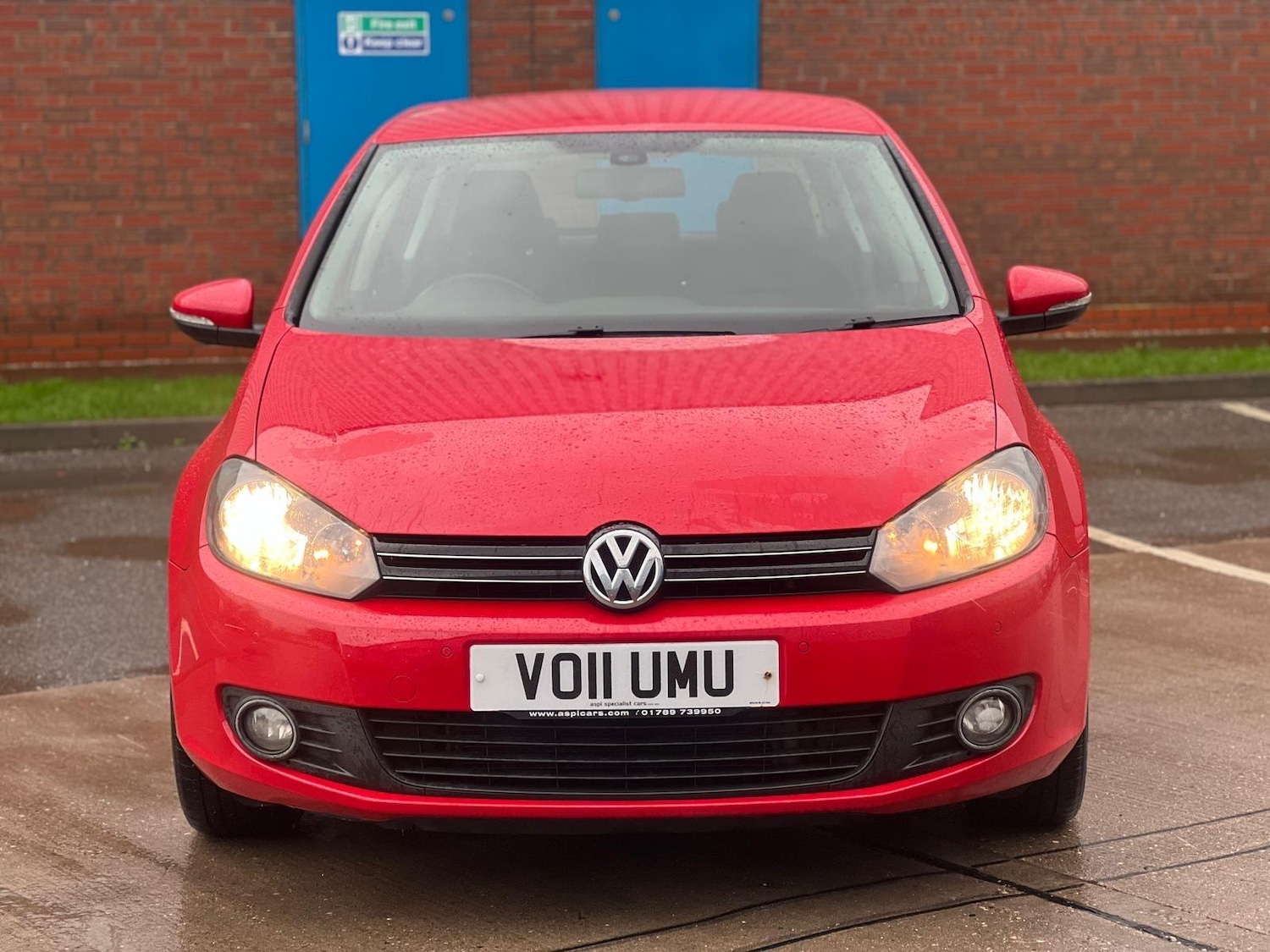 Used Volkswagen Golf 2011 for sale - 76887458: Photo 1