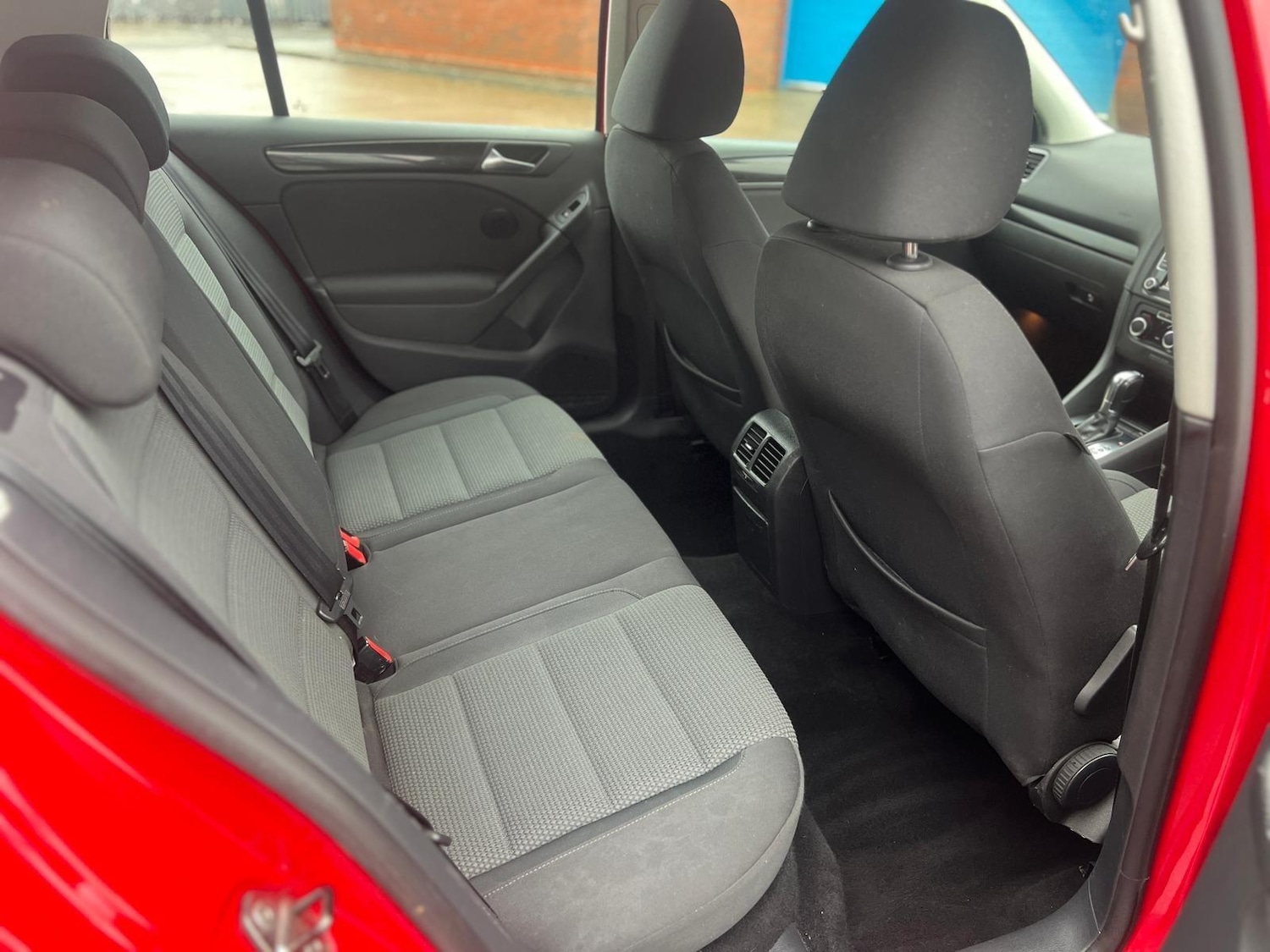 Used Volkswagen Golf 2011 for sale - 76887458: Photo 14