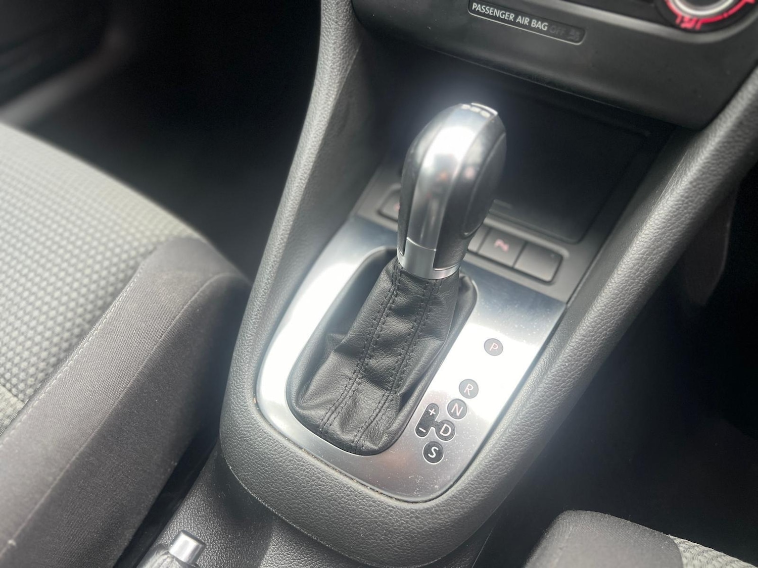 Used Volkswagen Golf 2011 for sale - 76887458: Photo 15