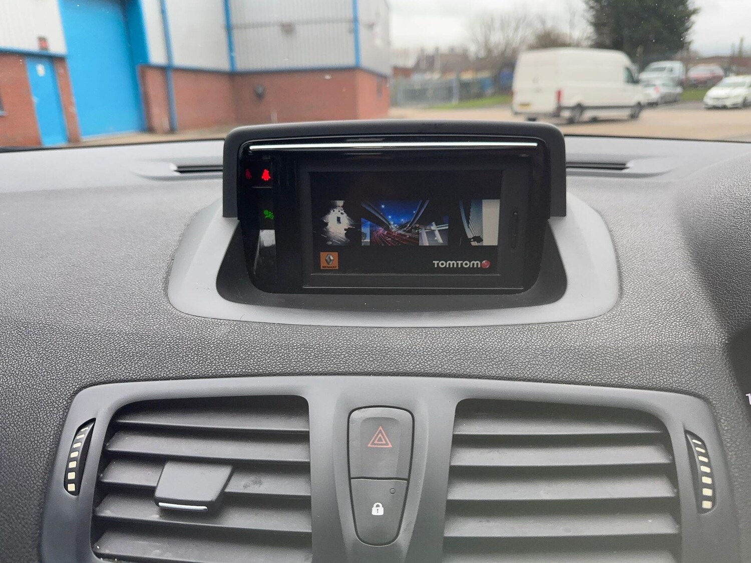 Used Renault Megane for sale - 77683788: Photo 27