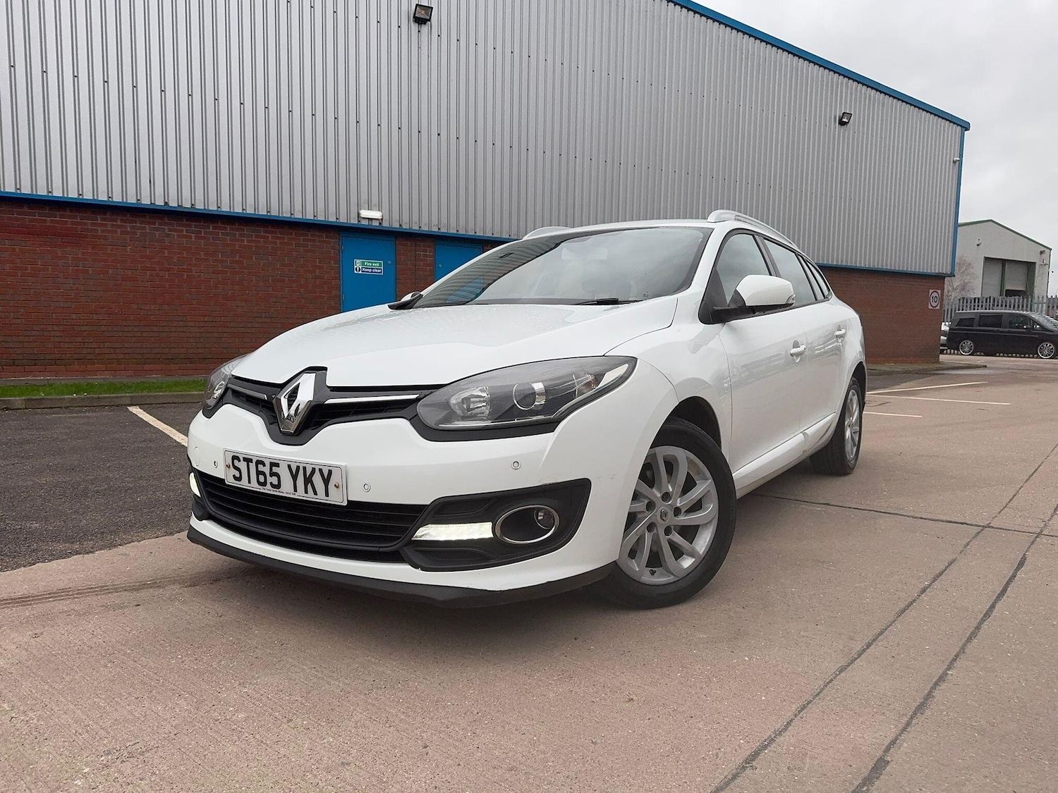 Used Renault Megane for sale - 77683788: Photo 4