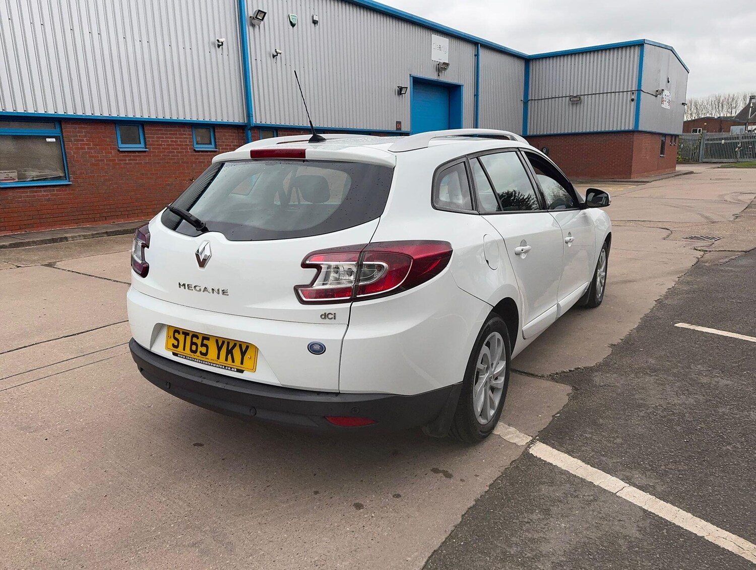 Used Renault Megane for sale - 77683788: Photo 8