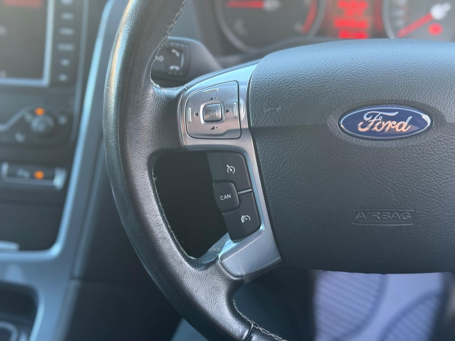 Used Ford Mondeo 2013 for sale - 76701277: Photo 27