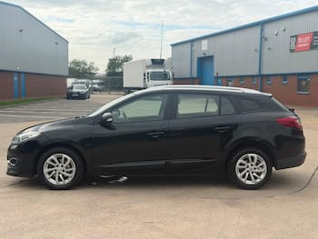 Used Renault Megane 2015 for sale - 79821123: Photo