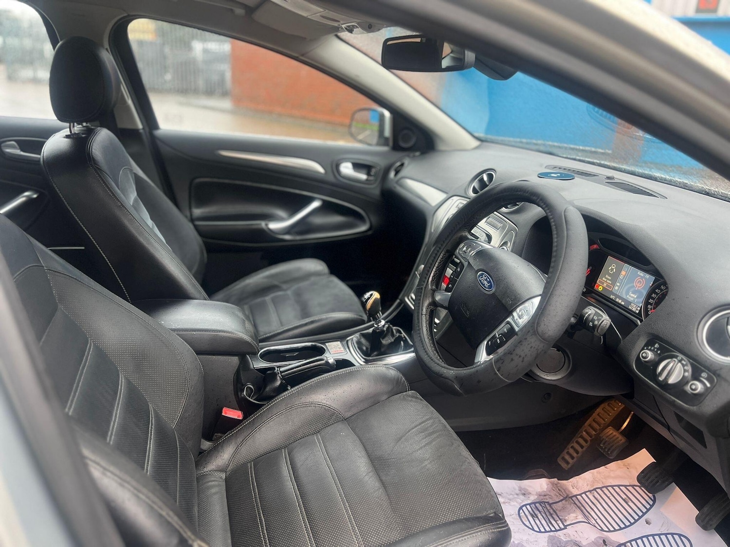 Used Ford Mondeo 2010 for sale - 76887077: Photo 13