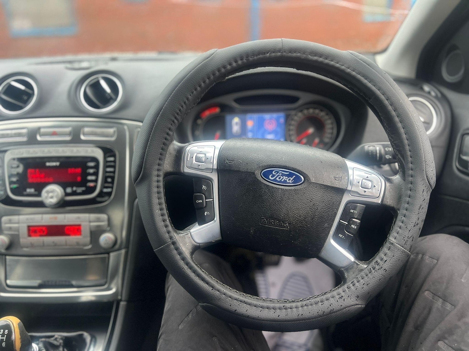 Used Ford Mondeo 2010 for sale - 76887077: Photo 18