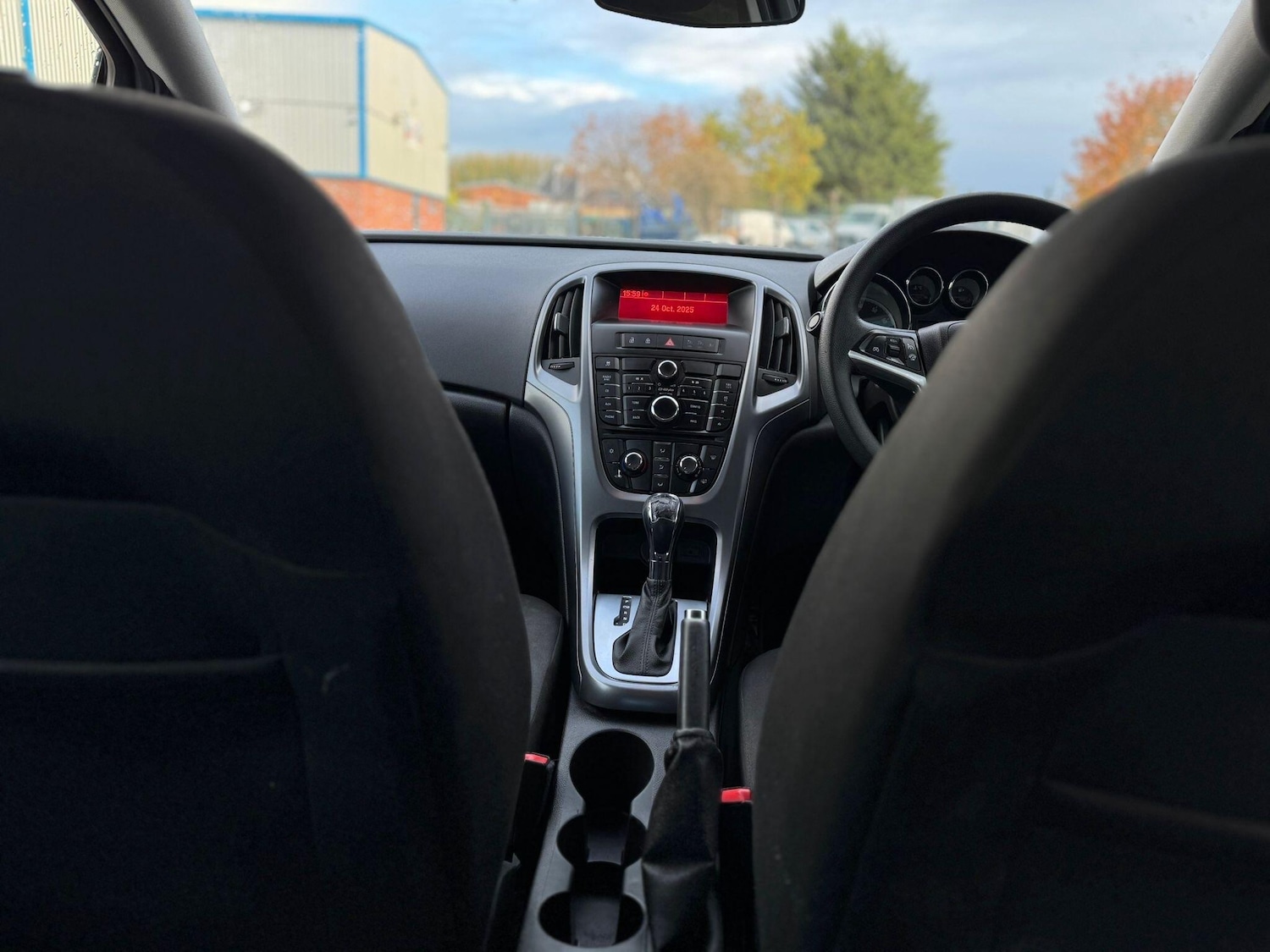 Used Vauxhall Astra 2015 for sale - 76370099: Photo 24