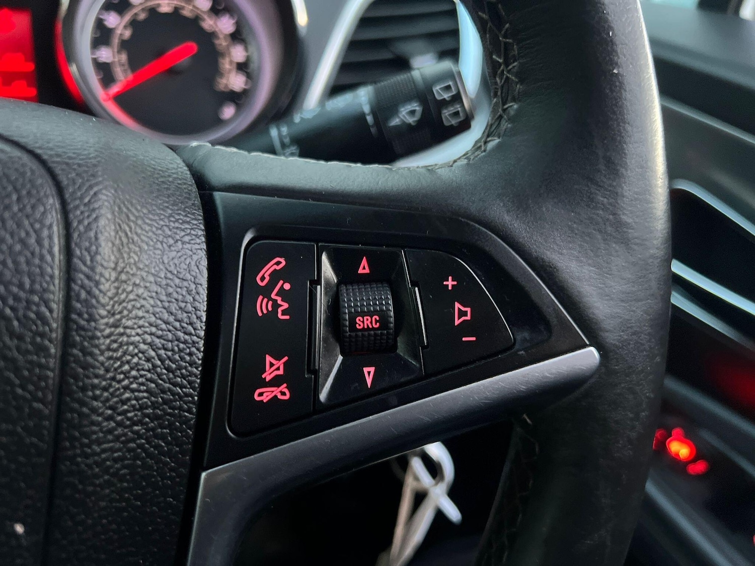 Used Vauxhall Mokka 2014 for sale - 76742431: Photo 24