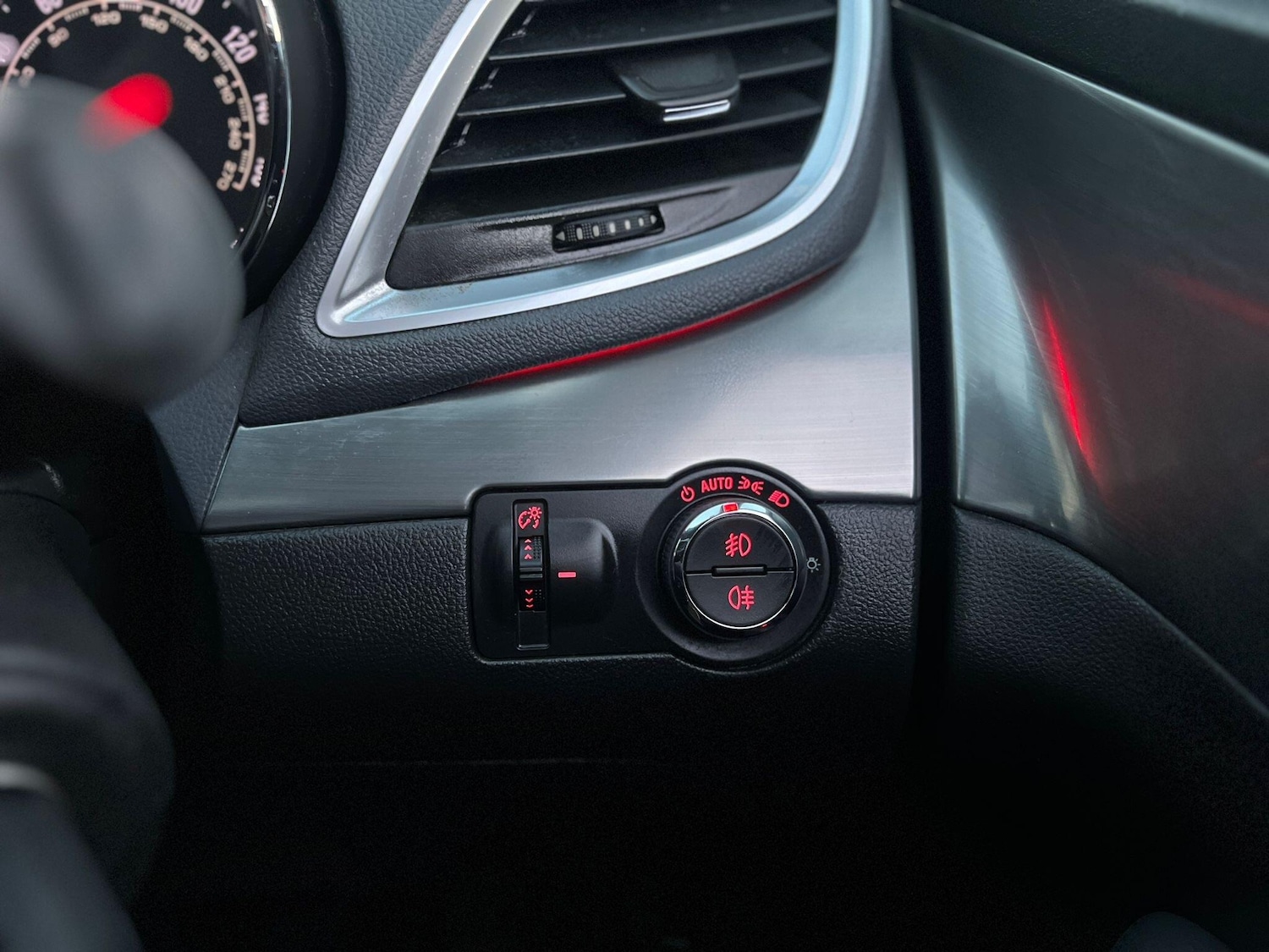 Used Vauxhall Mokka 2014 for sale - 76742431: Photo 25