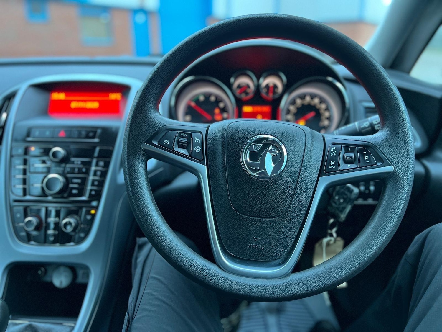 Used Vauxhall Astra 2014 for sale - 76512880: Photo 15